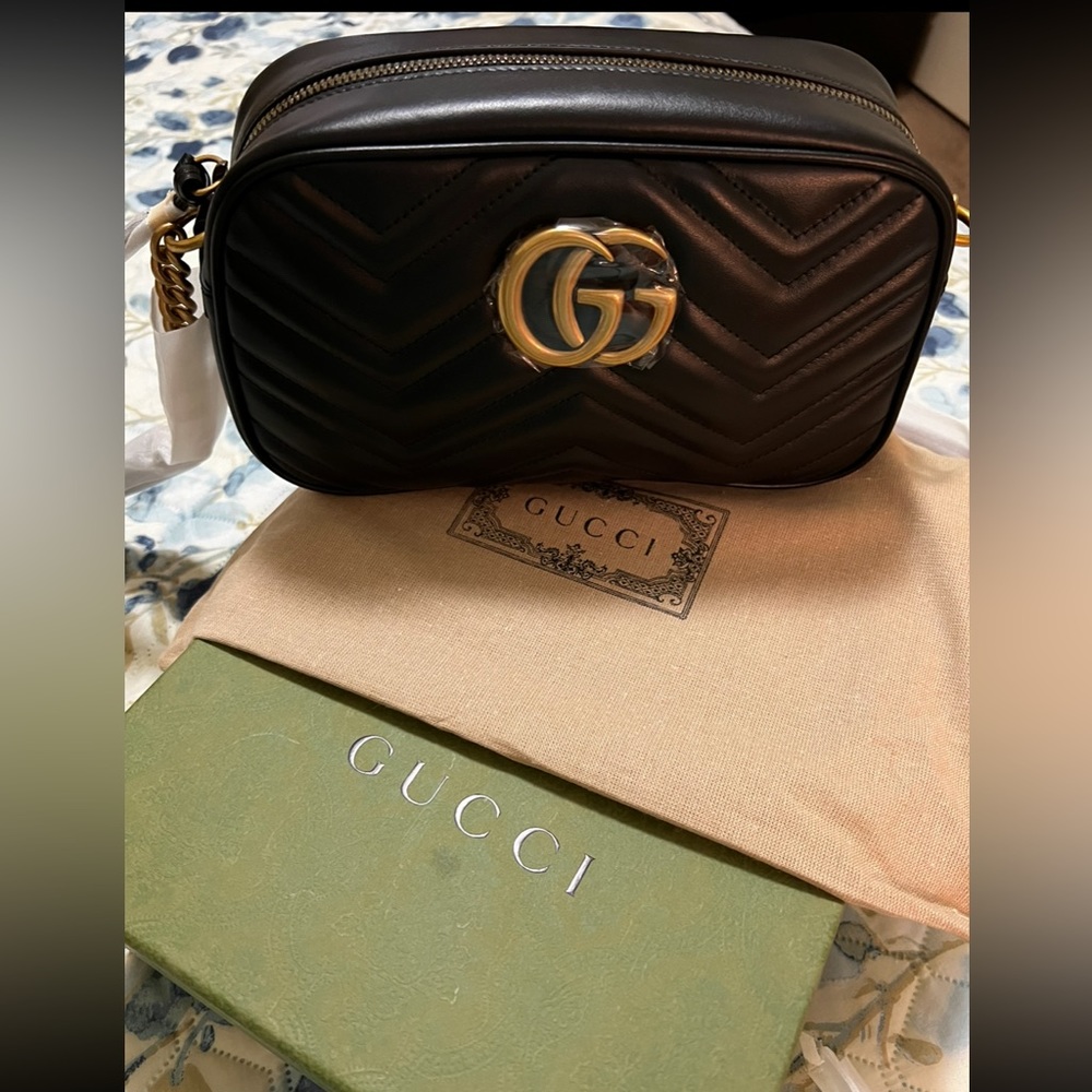 GUCCI Marmont Small Black Authentic!